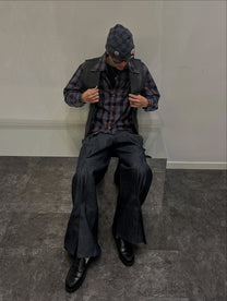 Sculpted Black Raw Denim Jeans — Follemente