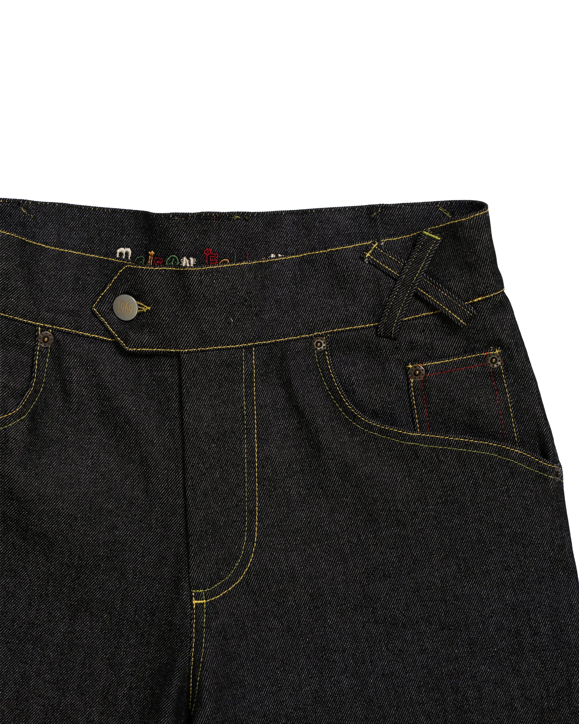 BLACK RAW DENIM BOOTCUT || ROOTS